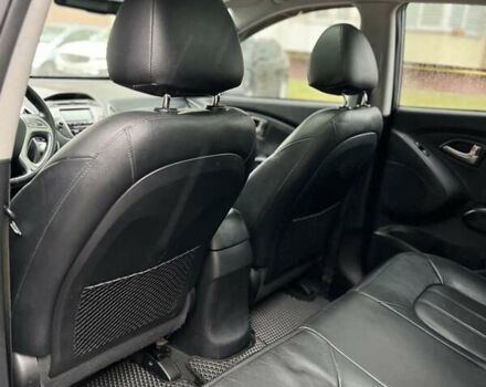 Сірий Хендай іх35, об'ємом двигуна 2.36 л та пробігом 220 тис. км за 11750 $, фото 10 на Automoto.ua