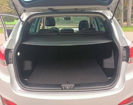 Серый Хендай их35, объемом двигателя 2 л и пробегом 230 тыс. км за 11500 $, фото 20 на Automoto.ua