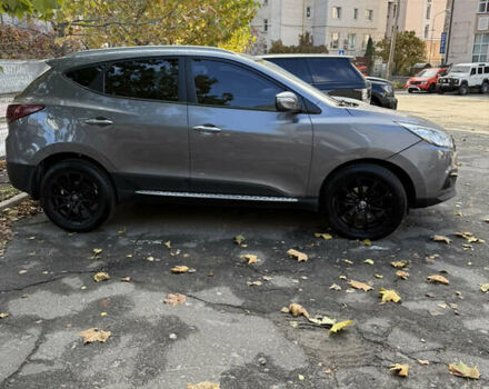 Хендай их35 2011 в Киеве на Automoto.ua Серый Хендай их35, объемом двигателя 2 л и пробегом 240 тыс. км за 11500 $, фото 1 на Automoto.ua