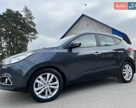 Серый Хендай их35, объемом двигателя 2 л и пробегом 200 тыс. км за 12900 $, фото 19 на Automoto.ua