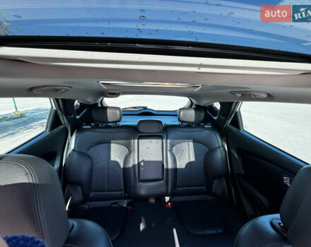 Серый Хендай их35, объемом двигателя 2 л и пробегом 229 тыс. км за 13500 $, фото 19 на Automoto.ua