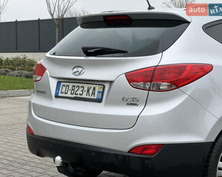 Серый Хендай их35, объемом двигателя 2 л и пробегом 240 тыс. км за 11500 $, фото 21 на Automoto.ua