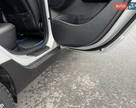 Сірий Хендай іх35, об'ємом двигуна 2 л та пробігом 132 тис. км за 11999 $, фото 40 на Automoto.ua