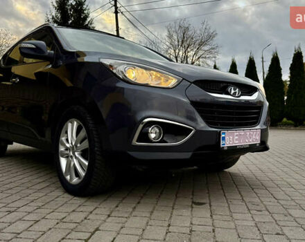 Серый Хендай их35, объемом двигателя 2 л и пробегом 245 тыс. км за 13500 $, фото 12 на Automoto.ua