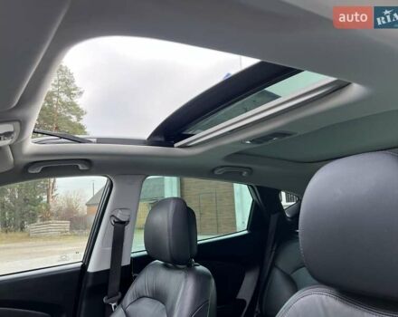 Серый Хендай их35, объемом двигателя 2 л и пробегом 200 тыс. км за 12900 $, фото 54 на Automoto.ua