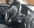 Серый Хендай их35, объемом двигателя 1.7 л и пробегом 200 тыс. км за 11999 $, фото 23 на Automoto.ua