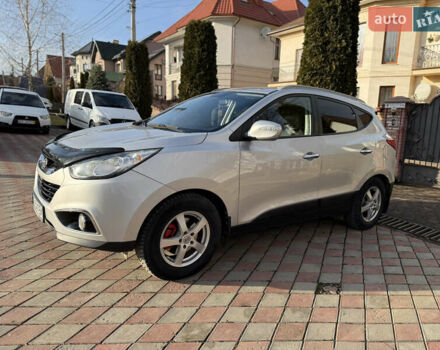 Сірий Хендай іх35, об'ємом двигуна 2 л та пробігом 212 тис. км за 11950 $, фото 10 на Automoto.ua