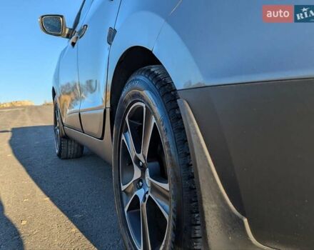 Сірий Хендай іх35, об'ємом двигуна 2 л та пробігом 175 тис. км за 10900 $, фото 16 на Automoto.ua