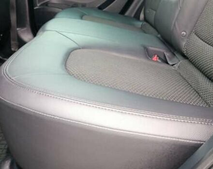 Серый Хендай их35, объемом двигателя 2 л и пробегом 198 тыс. км за 13200 $, фото 27 на Automoto.ua