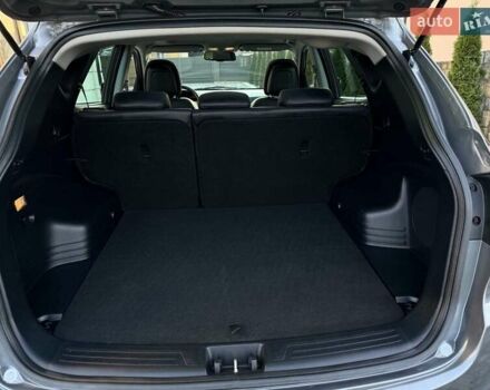 Серый Хендай их35, объемом двигателя 2 л и пробегом 175 тыс. км за 12300 $, фото 32 на Automoto.ua