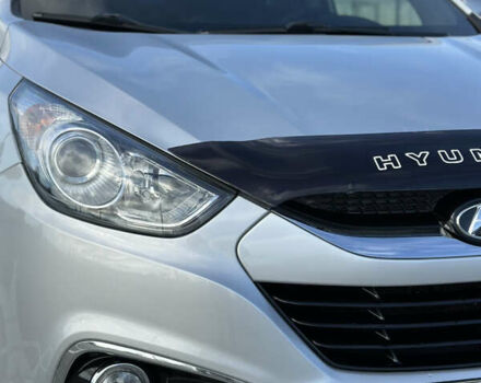 Сірий Хендай іх35, об'ємом двигуна 2 л та пробігом 190 тис. км за 12500 $, фото 1 на Automoto.ua