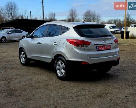 Серый Хендай их35, объемом двигателя 1.7 л и пробегом 186 тыс. км за 11700 $, фото 22 на Automoto.ua