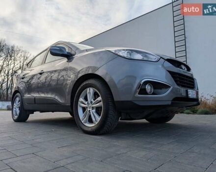 Сірий Хендай іх35, об'ємом двигуна 2 л та пробігом 222 тис. км за 13950 $, фото 20 на Automoto.ua