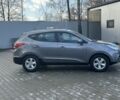 Серый Хендай их35, объемом двигателя 2 л и пробегом 253 тыс. км за 13800 $, фото 3 на Automoto.ua