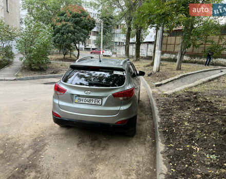 Сірий Хендай іх35, об'ємом двигуна 2 л та пробігом 156 тис. км за 11999 $, фото 8 на Automoto.ua