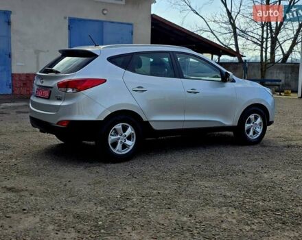 Серый Хендай их35, объемом двигателя 1.7 л и пробегом 186 тыс. км за 11700 $, фото 17 на Automoto.ua