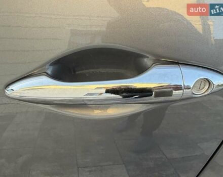 Серый Хендай их35, объемом двигателя 2 л и пробегом 175 тыс. км за 12300 $, фото 46 на Automoto.ua