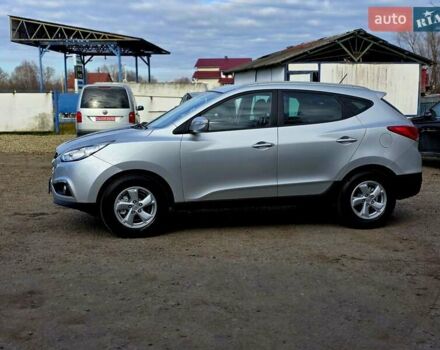 Серый Хендай их35, объемом двигателя 1.7 л и пробегом 186 тыс. км за 11700 $, фото 14 на Automoto.ua