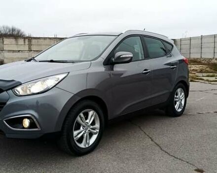 Серый Хендай их35, объемом двигателя 2 л и пробегом 198 тыс. км за 13200 $, фото 6 на Automoto.ua