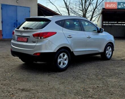 Серый Хендай их35, объемом двигателя 1.7 л и пробегом 186 тыс. км за 11700 $, фото 24 на Automoto.ua