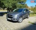 Сірий Хендай іх35, об'ємом двигуна 2 л та пробігом 238 тис. км за 10500 $, фото 5 на Automoto.ua