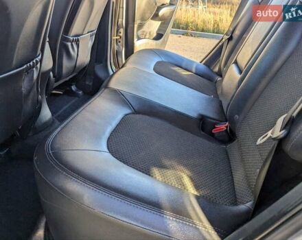 Сірий Хендай іх35, об'ємом двигуна 2 л та пробігом 175 тис. км за 10900 $, фото 43 на Automoto.ua