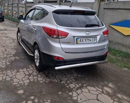 Сірий Хендай іх35, об'ємом двигуна 2 л та пробігом 106 тис. км за 11200 $, фото 1 на Automoto.ua