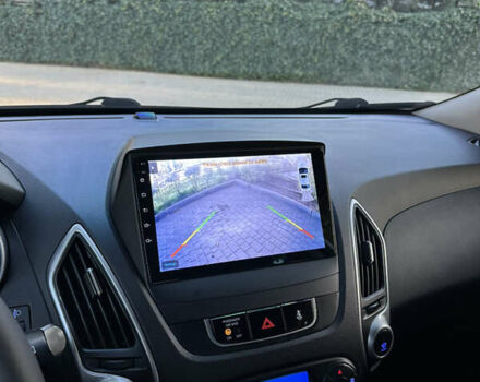 Сірий Хендай іх35, об'ємом двигуна 2 л та пробігом 190 тис. км за 12500 $, фото 11 на Automoto.ua