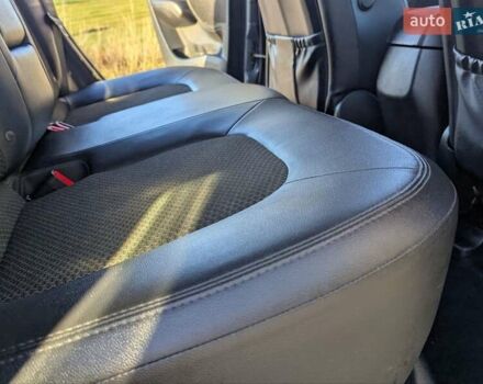 Сірий Хендай іх35, об'ємом двигуна 2 л та пробігом 175 тис. км за 10900 $, фото 46 на Automoto.ua