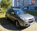 Сірий Хендай іх35, об'ємом двигуна 2 л та пробігом 238 тис. км за 10500 $, фото 3 на Automoto.ua