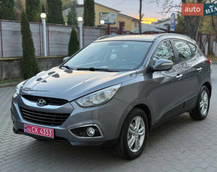 Сірий Хендай іх35, об'ємом двигуна 1.7 л та пробігом 209 тис. км за 11799 $, фото 3 на Automoto.ua