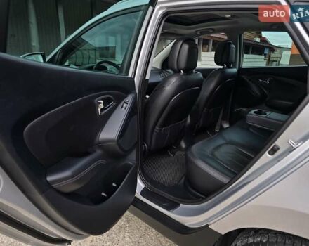 Сірий Хендай іх35, об'ємом двигуна 1.69 л та пробігом 308 тис. км за 11999 $, фото 31 на Automoto.ua