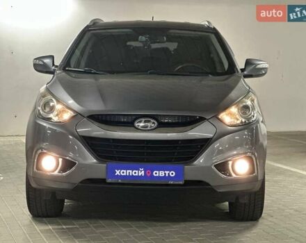 Сірий Хендай іх35, об'ємом двигуна 2 л та пробігом 176 тис. км за 11500 $, фото 1 на Automoto.ua