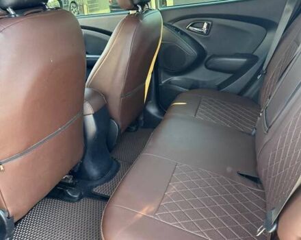 Сірий Хендай іх35, об'ємом двигуна 2 л та пробігом 175 тис. км за 12500 $, фото 7 на Automoto.ua