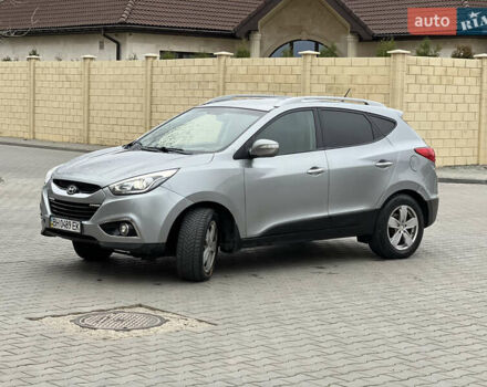 Сірий Хендай іх35, об'ємом двигуна 2 л та пробігом 156 тис. км за 9500 $, фото 1 на Automoto.ua