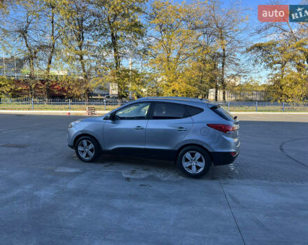 Сірий Хендай іх35, об'ємом двигуна 2 л та пробігом 156 тис. км за 11999 $, фото 9 на Automoto.ua