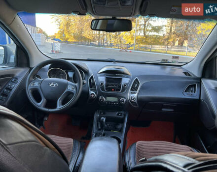 Сірий Хендай іх35, об'ємом двигуна 2 л та пробігом 156 тис. км за 11999 $, фото 14 на Automoto.ua