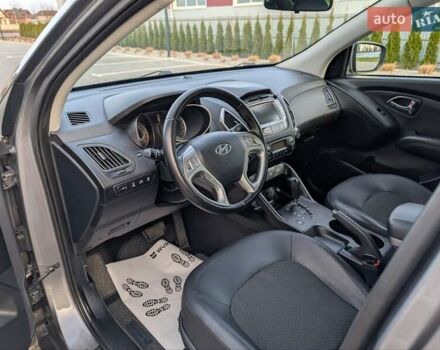 Сірий Хендай іх35, об'ємом двигуна 2 л та пробігом 222 тис. км за 13950 $, фото 29 на Automoto.ua