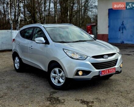 Серый Хендай их35, объемом двигателя 1.7 л и пробегом 186 тыс. км за 11700 $, фото 9 на Automoto.ua