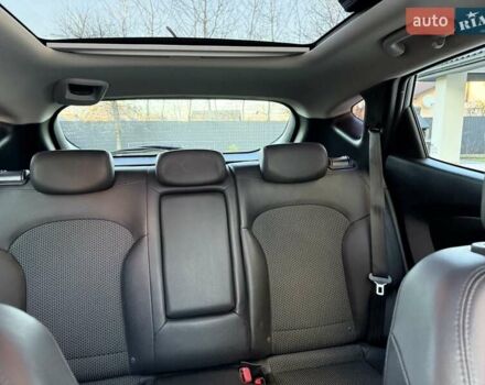 Серый Хендай их35, объемом двигателя 2 л и пробегом 175 тыс. км за 12300 $, фото 38 на Automoto.ua