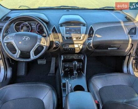 Сірий Хендай іх35, об'ємом двигуна 2 л та пробігом 175 тис. км за 10900 $, фото 35 на Automoto.ua