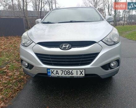 Сірий Хендай іх35, об'ємом двигуна 2 л та пробігом 240 тис. км за 11900 $, фото 17 на Automoto.ua