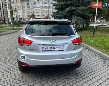 Сірий Хендай іх35, об'ємом двигуна 2 л та пробігом 253 тис. км за 13900 $, фото 11 на Automoto.ua