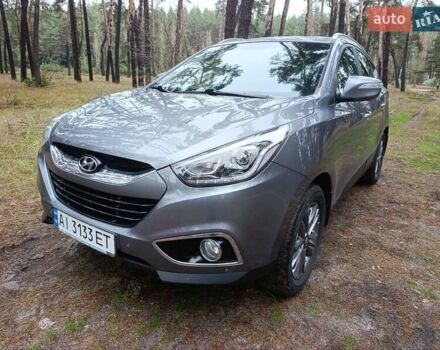 Серый Хендай их35, объемом двигателя 2 л и пробегом 193 тыс. км за 13850 $, фото 2 на Automoto.ua