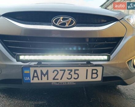 Серый Хендай их35, объемом двигателя 1.7 л и пробегом 193 тыс. км за 12999 $, фото 30 на Automoto.ua