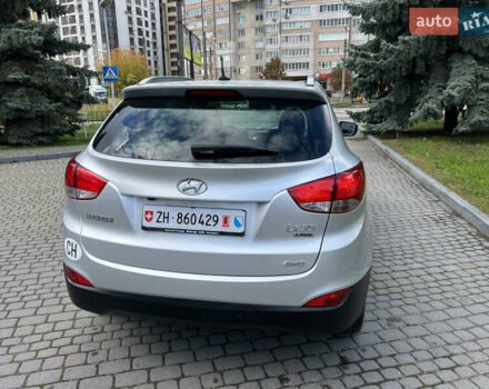 Сірий Хендай іх35, об'ємом двигуна 2 л та пробігом 253 тис. км за 13900 $, фото 12 на Automoto.ua