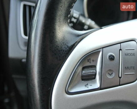 Серый Хендай их35, объемом двигателя 2 л и пробегом 187 тыс. км за 13700 $, фото 42 на Automoto.ua