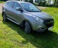 Сірий Хендай іх35, об'ємом двигуна 2 л та пробігом 180 тис. км за 12900 $, фото 1 на Automoto.ua