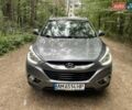 Серый Хендай их35, объемом двигателя 2 л и пробегом 239 тыс. км за 13000 $, фото 1 на Automoto.ua