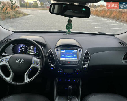 Хендай их35 2013 в Луцке на Automoto.ua Серый Хендай их35, объемом двигателя 2 л и пробегом 183 тыс. км за 16500 $, фото 13 на Automoto.ua
